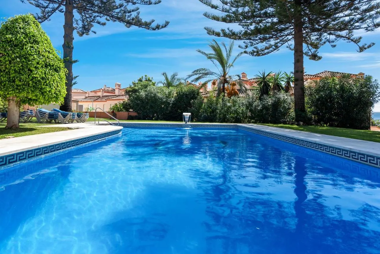 Belgravia Club Apartment Estepona 0*,